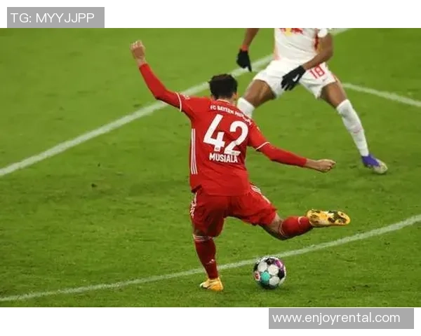 朗斯与索肖补赛激战即将上演球迷期待精彩对决与精彩进球